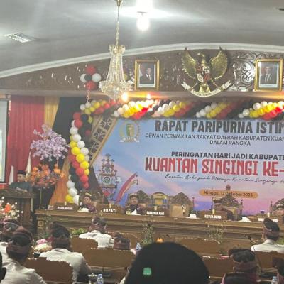 Hadiri Peringatan HUT ke-26 Kuansing, Ini Harapan Gubernur Abdull Wahid
