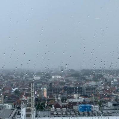 Cuaca Riau Hari Ini: Hujan Ringan Pagi, Ekstrem Sore hingga Dini Hari