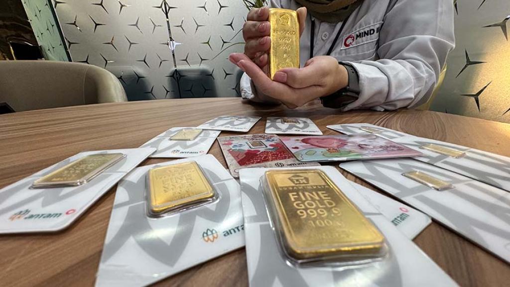 Harga Emas Antam Turun Tipis, Ini Daftar Lengkap Harga Terbaru 15 Maret 2025