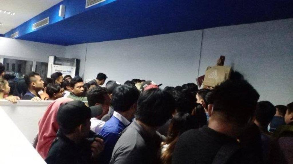Pelayanan Registrasi IMEI di Pelabuhan Batam Center Tak Ramah, Pengguna Jasa Mengeluh