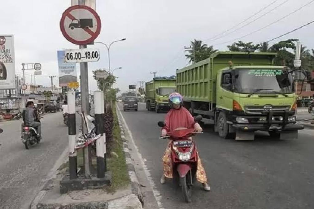 Dishub Pekanbaru Ingatkan Truk Tonase Besar Jangan Melintas di Dalam Kota Di Luar Waktu Yang Ditentukan