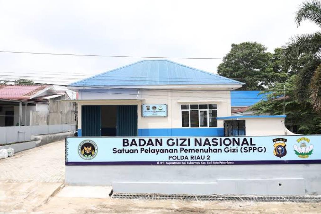 Warga Pekanbaru Berterima Kasih, SPPG Polda Riau Buka Peluang Kerja