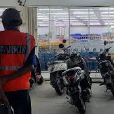 Sedang Dikaji, Minimarket dan Warung di Pekanbaru Bakal Bebas Parkir