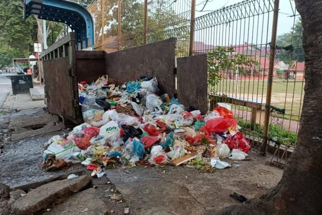 Marak Pungli, DLHK Pekanbaru Imbau Warga Bayar Retribusi Sampah Hanya Secara Non-Tunai