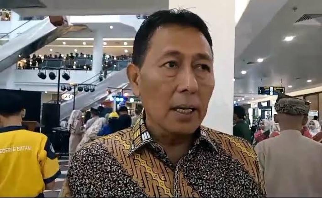 Pemprov Kepri Tetap Bagikan Seragam Gratis Tahun ini, Tapi Hanya Satu Pasang