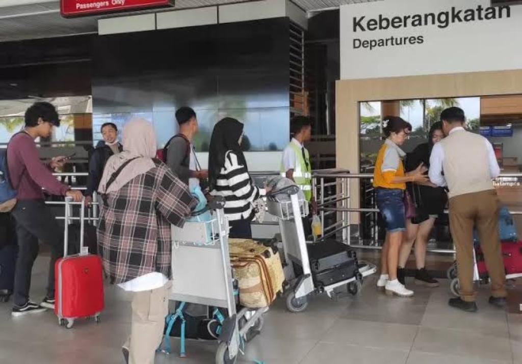 Puncak Mudik Natal 2024, Penumpang di Bandara Hang Nadim Batam Melonjak