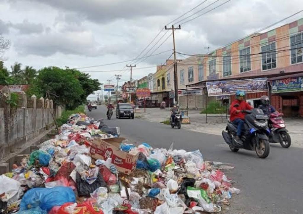 Pakai Kwitansi Palsu, 2 Pelaku Pungli Sampah Diringkus Polisi Pekanbaru