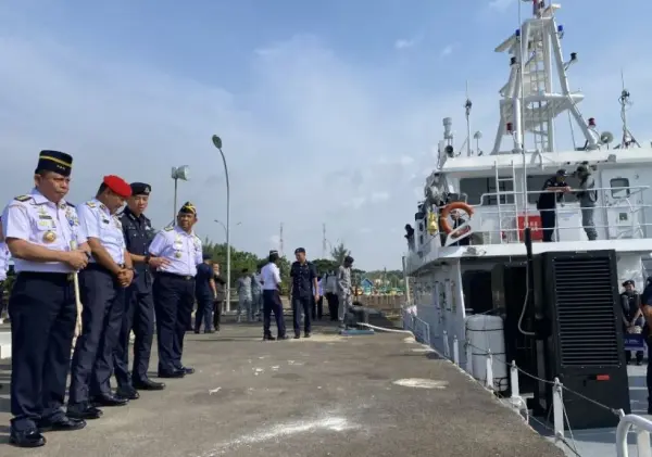 Bakamla Latihan Bersama Coast Guard Malaysia-Singapura di Perairan Kepri