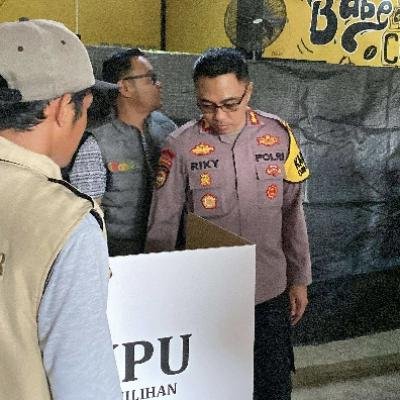Bupati dan Kapolres Bintan Pantau Sejumlah TPS jelang Pemungutan Suara Besok