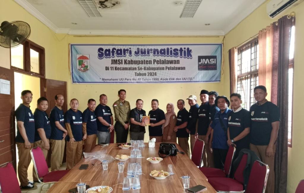 Safari Jurnalistik di Pangkalan Kuras, Ketua APDESI Apresiasi Program JMSI Pelalawan