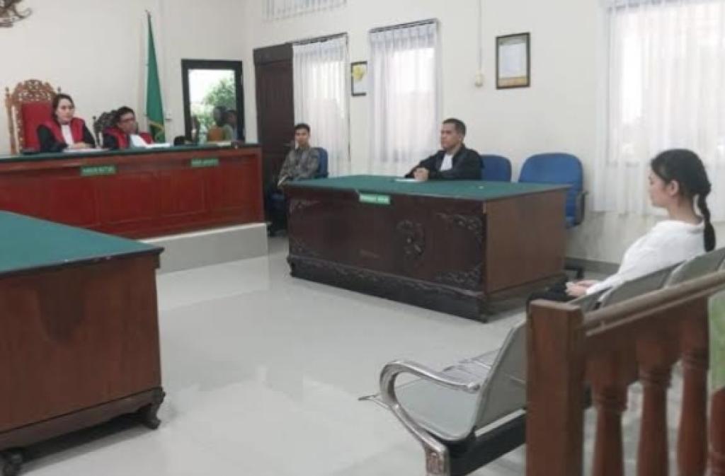 Mahasiswi Cantik Penabrak IRT Hingga Tewas Divonis Hakim 8 Tahun Penjara