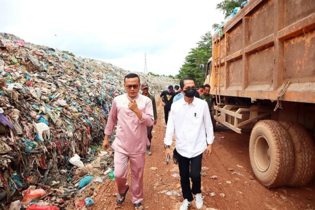 Tinjau TPA Punggur, Amsakar Sebut Perlu Mitra Baru Untuk Mengolah Sampah di Batam