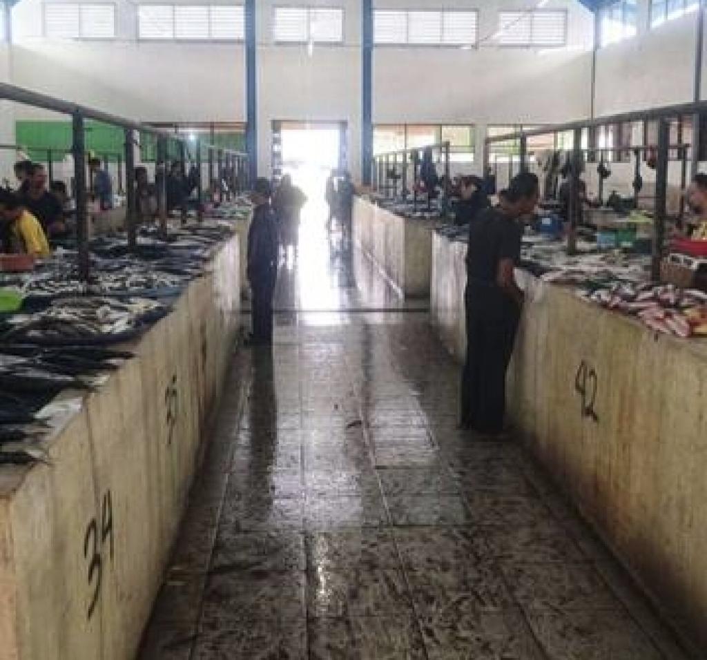 Pemkab Natuna Diminta Bangun Gudang Penyimpanan di Pasar Ikan Ranai