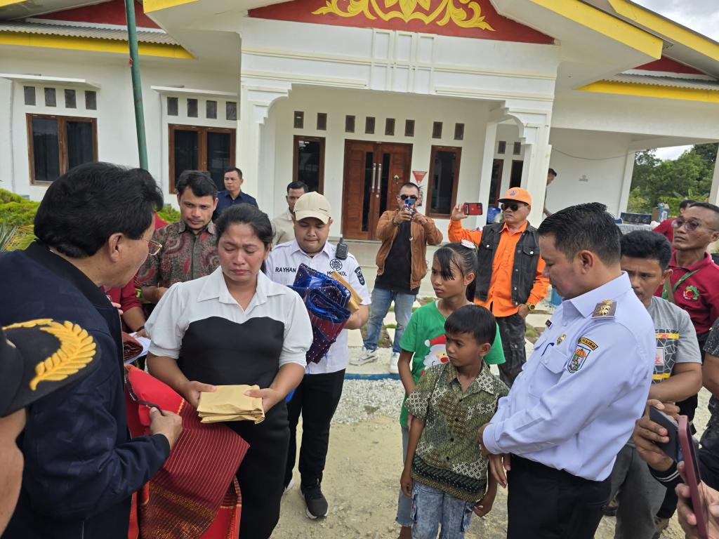 PT NWR Salurkan Santunan Rp 314 Juta Untuk Keluarga Korban Kecelakaan di Sungai Segati, Pelalawan