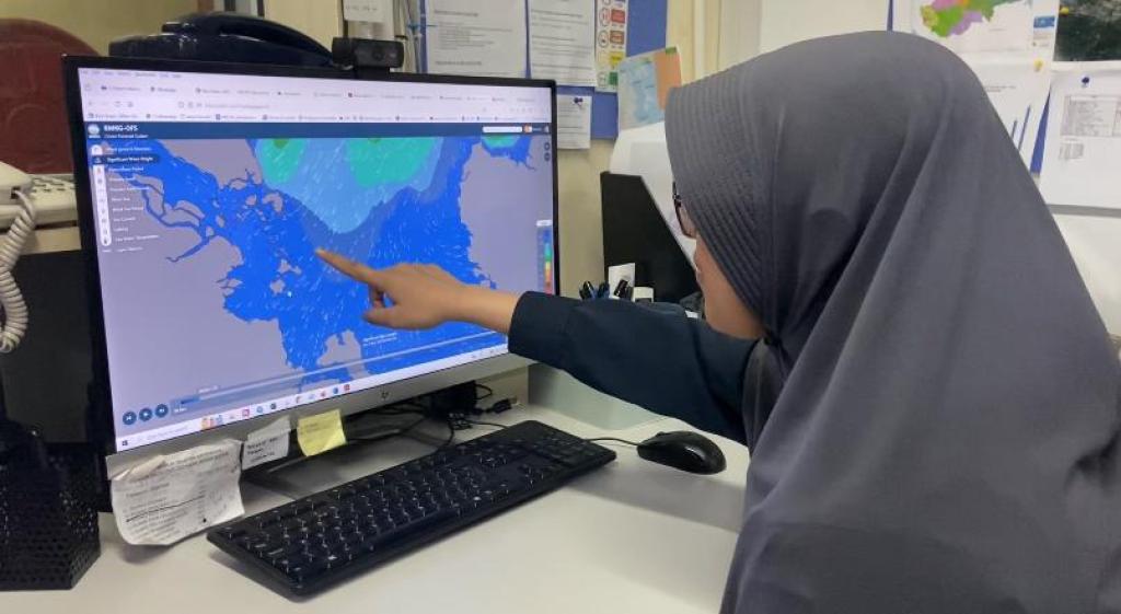 Prakiraan Cuaca Kepri Hari Ini: Hujan Ringan hingga Sedang