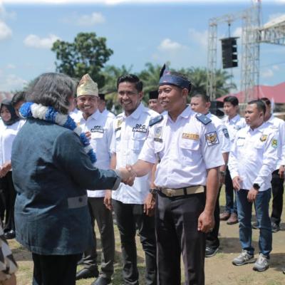 M Idris Sah Penghulu Kampung Maredan Nahkodai DPC APDESI Siak 2025-2030