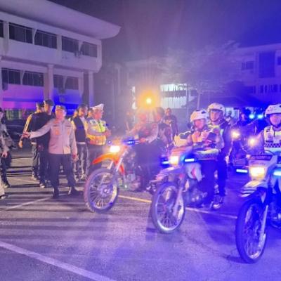 Ciptakan Rasa Aman, Ratusan Personel Gabungan Polda Riau Gelar Patroli Skala Besar di Pekanbaru