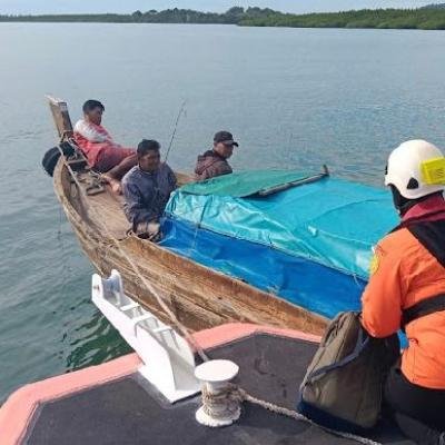 Diterjang Cuaca Buruk, 10 Pemancing di Bintan Sempat Hilang Kontak