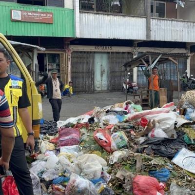 Pemko Pekanbaru Berdayakan LPS Hingga Seluruh OPD, Tumpukan Sampah di Jalan Protokol Mulai Teratasi