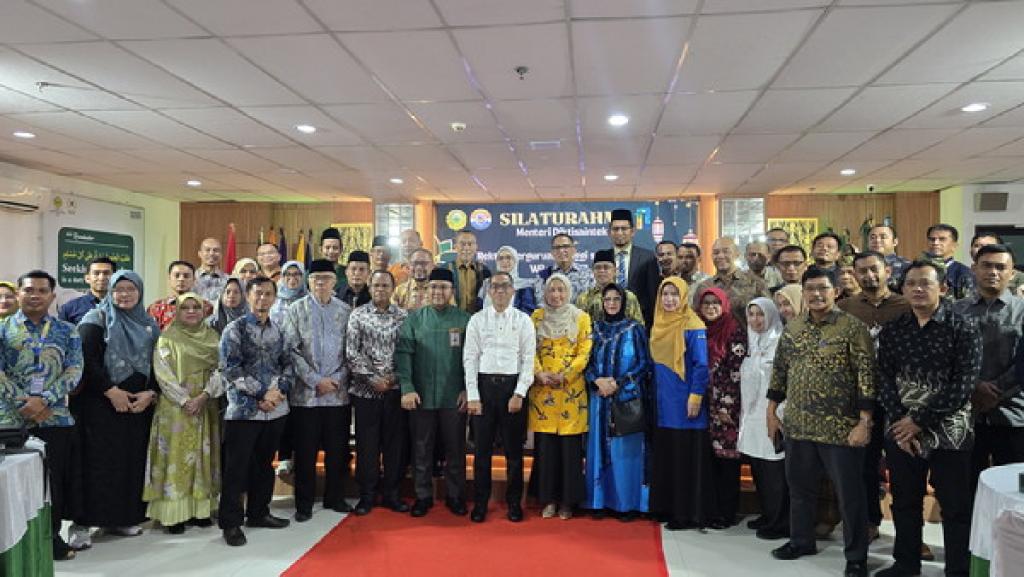 Karmila Sari dan Mendiktisaintek Soroti Kesempatan Kerja Inklusif dan Prioritas Lokal