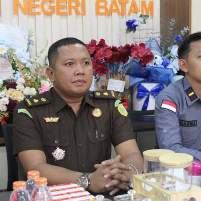 Kejari Batam Sukses Tagih Tunggakan Pajak Reklame Senilai Rp451 Juta