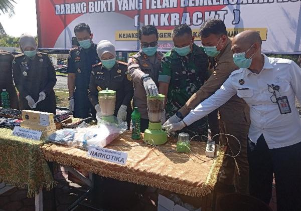Musnahkan Barang Bukti, Kajari Bengkalis Ajak Semua Tidak Berantas Narkoba