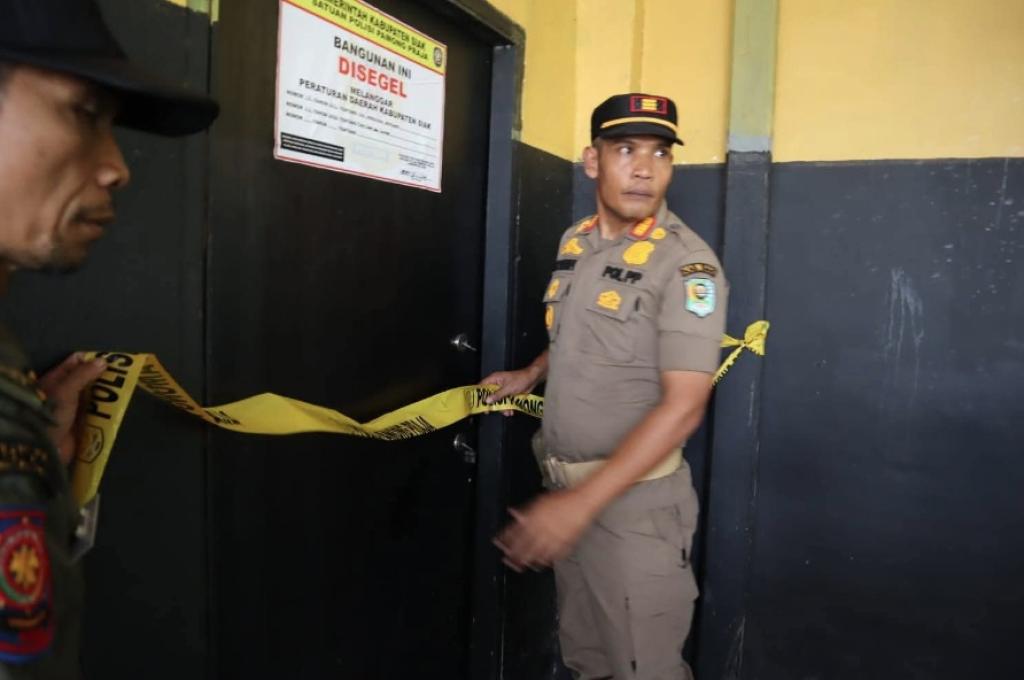 Bertahun Beroperasi Secara Ilegal, Dua THM di Perawang ini Resmi Disegel Pemkab Siak