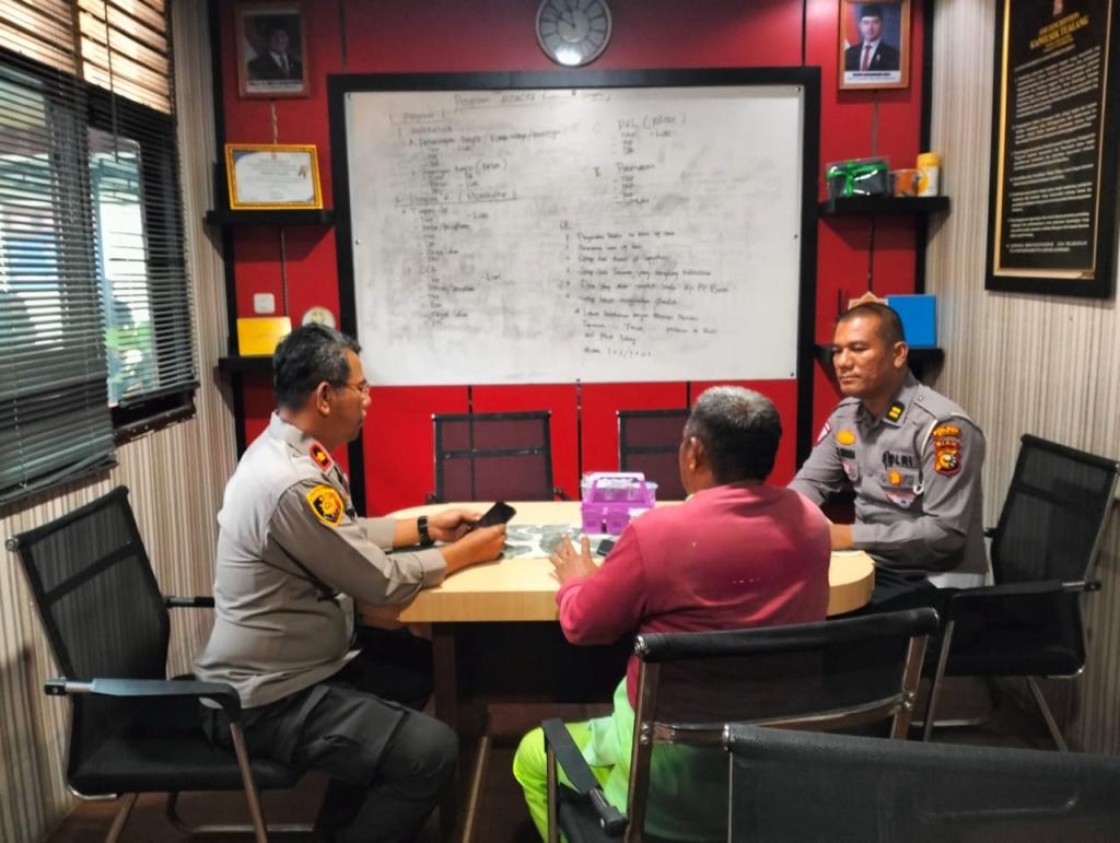 Viral, Video Diduga Korban Begal di Jalan PT SiR Ternyata Korban Lakalantas Tunggal, Kapolres Siak Imbau Masyarakat Untuk Saring sebelum Sharing