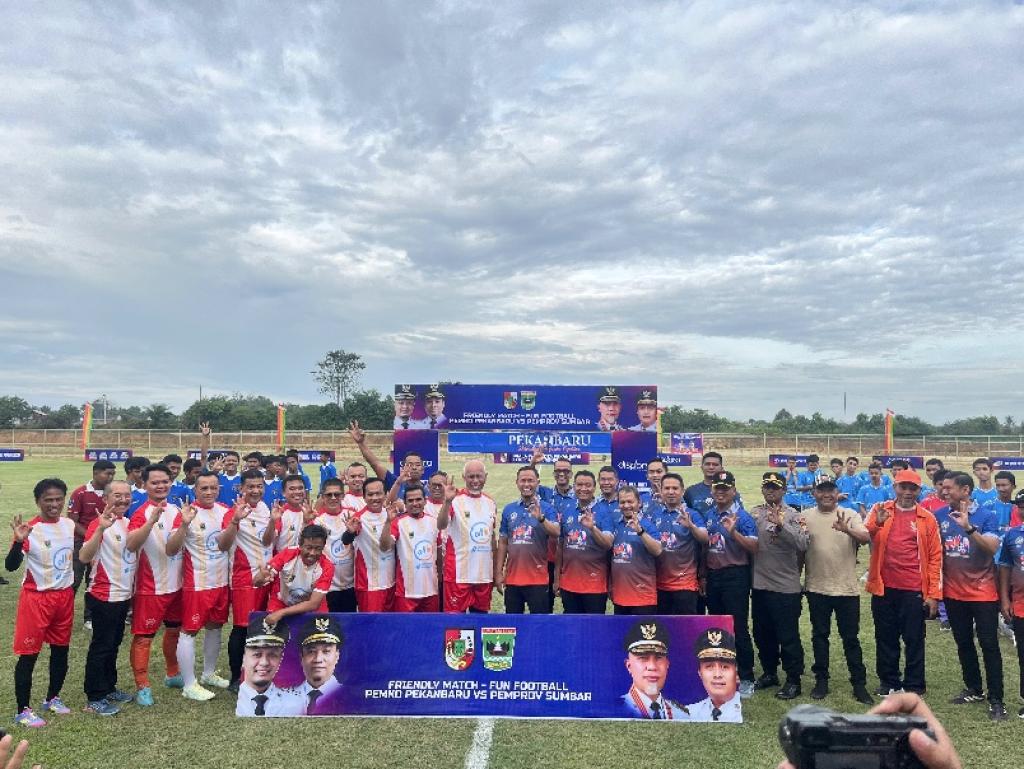 Stadion Mini Gelora Hangtuah Resmi Dibuka, Gubernur Sumbar Apresiasi Peran Wali Kota Agung Nugroho