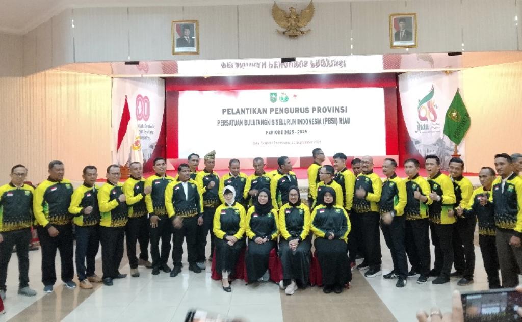 Pengurus PBSI Riau Dilantik, Pemprov Dukung Pelatwil Bulutangkis di Riau