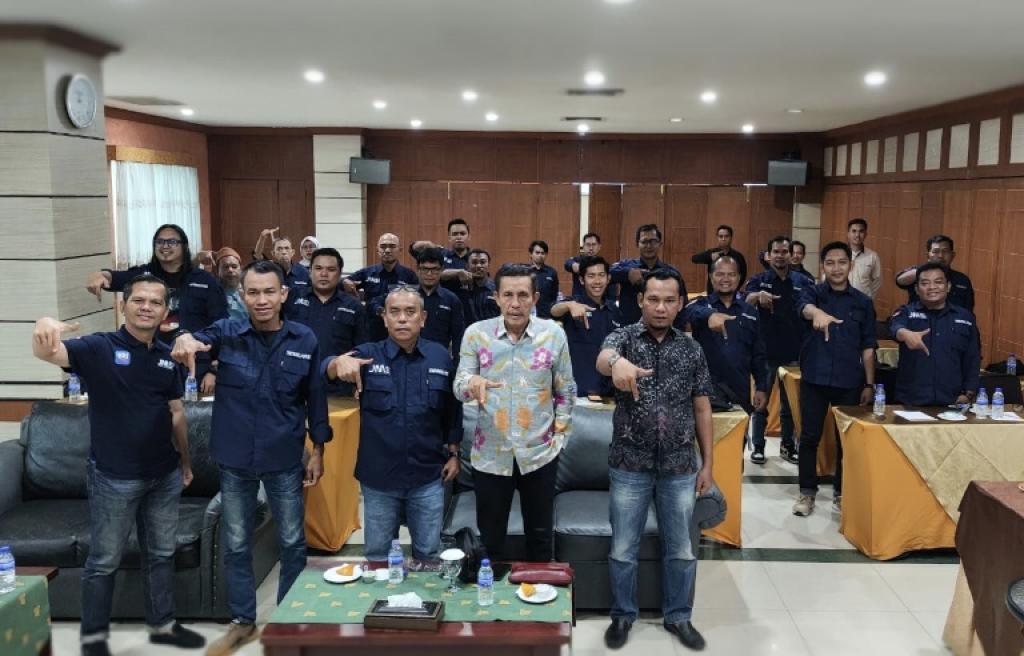 Maskun Sopwan Terpilih Aklamasi sebagai Ketua JMSI Jambi Periode 2025–2030