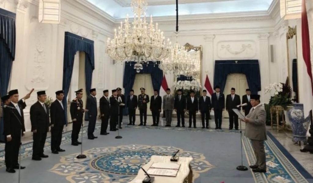 Diketuai Jimly Asshiddiqie, Prabowo Lantik 10 Anggota Komite Reformasi Polri