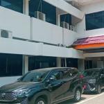 Tim KPK Obok-obok Kantor BPKAD Riau Terkait Dugaan Korupsi Gubernur