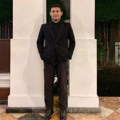 Disinformasi Politik dan Polarisasi Sosial: Siapa yang Diuntungkan?