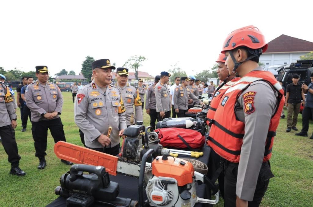 Pintu Air PLTA Koto Panjang Dibuka, Kapolda Riau Siagakan Pasukan Antisipasi Banjir