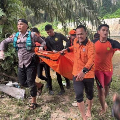 Setelah Dua Hari Pencarian, Tim SAR Temukan Jenazah Bocah Tenggelam di Sungai Ngaso Rohul