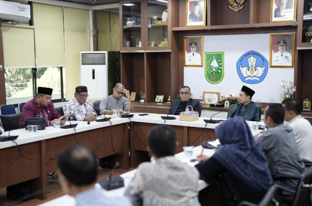 PGRI Riau Kawal Nasib 401 Guru Bantu yang Belum Terakomodasi PPPK