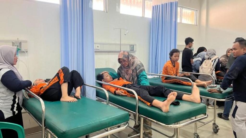 Bangunan Bersejarah Tangsi Belanda Siak Ambruk, Sejumlah Pelajar dan Guru Jadi Korban