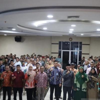 Kakanwil Kemenkum Buka Kegiatan Pembinaan Posbankum Desa dan Kelurahan di Inhu