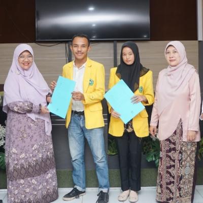 Tahun ke 9 Sisihkan Gaji, Dosen Unilak Beri Beasiswa Untuk Mahasiswa Tidak Mampu