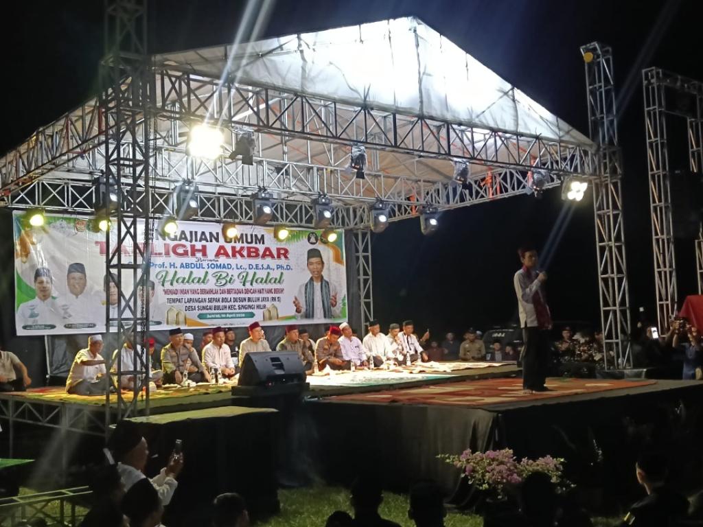 Kapolres Kuansing Hadiri Tablig Akbar, Pererat Silaturahmi Dengan Ribuan Warga Sungai Buluh