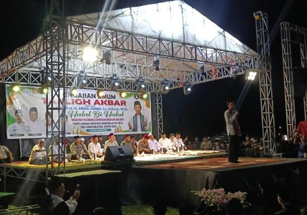 Kapolres Kuansing Hadiri Tablig Akbar, Pererat Silaturahmi Dengan Ribuan Warga Sungai Buluh