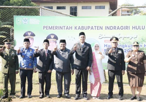 Bupati Inhu Ajak Warga Perkuat Nilai Pancasila dan Peduli Lingkungan
