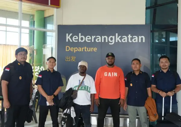 Rudenim Tanjungpinang Deportasi Dua WN Nigeria yang Overstay Lebih dari 60 Hari