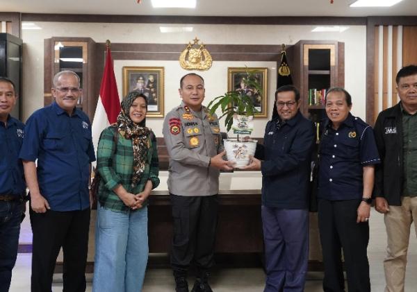 Dapat Anugrah JMSI Award, Kapolda Riau: Saya Terima dengan Senang Hati