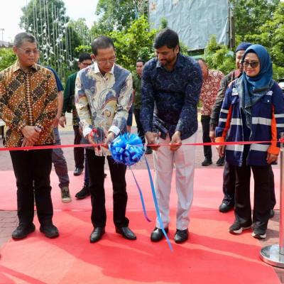 Wali Kota Batam Resmikan Revitalisasi Lapangan Dataran Engku Putri Hasil CSR Perusahaan