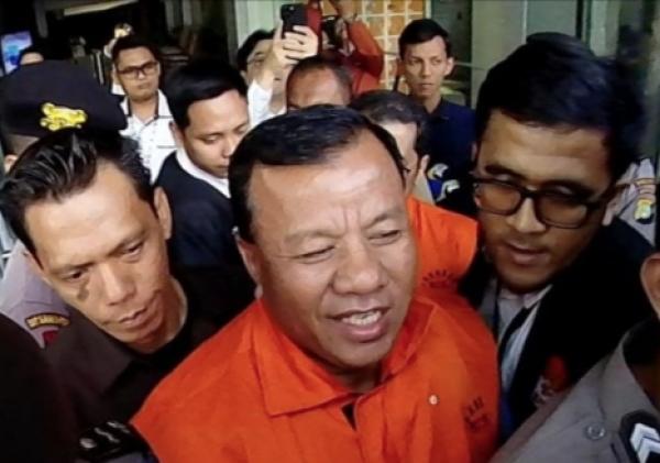 Dalami Kasus Suap Suhardiman Amby, KPK Periksa Ketua DPRD dan Delapan Pejabat Kuansing