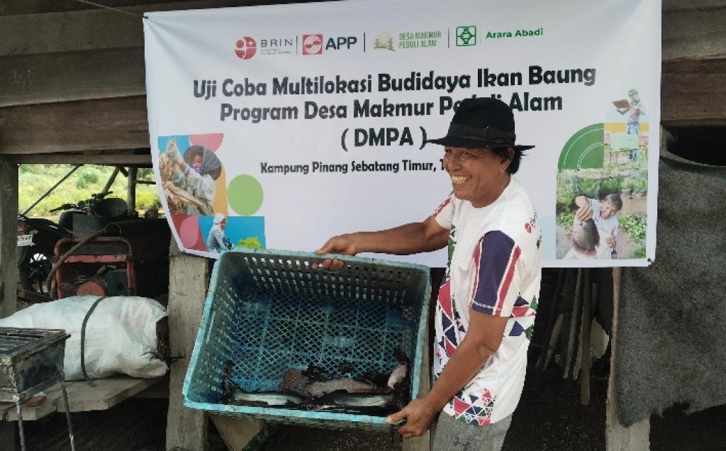Jadi Mitra Program DMPA Arara Abadi, Alex Senang Ekonomi Meningkat dan Berkontribusi Jaga Lingkungan