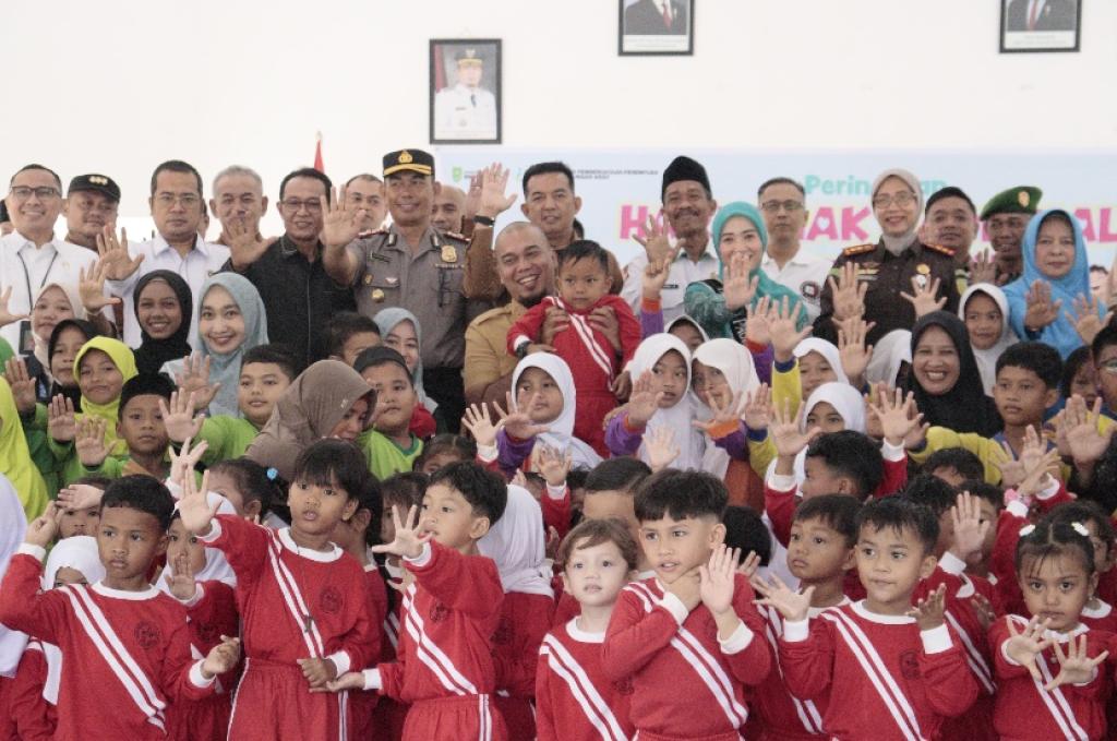 Pemkab Inhu Peringati HAN ke-42, Bupati Ajak Seluruh Elemen Lindungi dan Penuhi Hak Anak