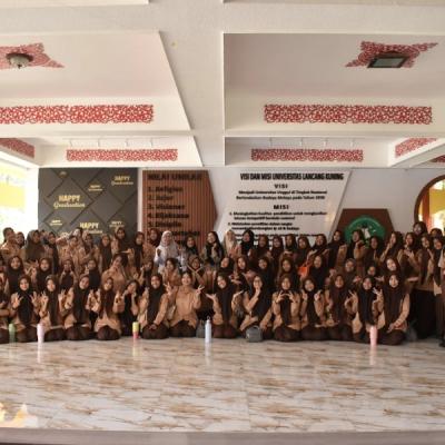 80 Siswa SMKN 1 Pekanbaru Tour Campus ke Unilak, Belajar Praktik Manajemen Perkantoran